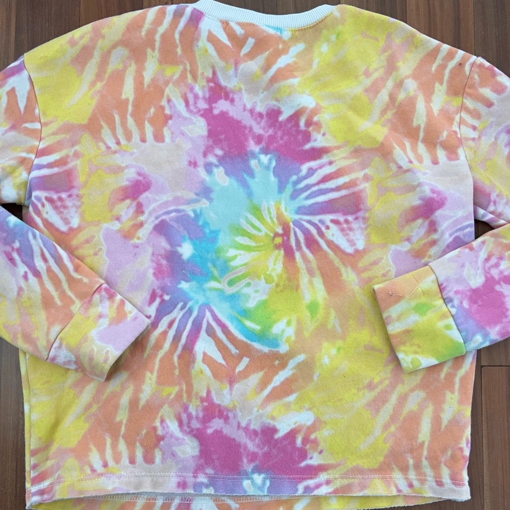 Girl’s Children’s Place crew neck sweater. - Picture 5 of 6